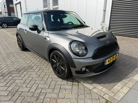Mini 3-Deurs 1.6 Cooper S Chili Airco APK NAP
