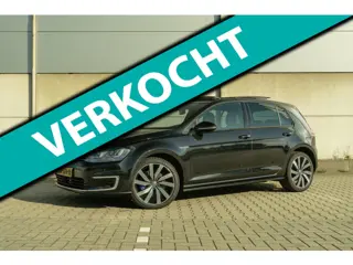 Volkswagen Golf 1.4 TSI GTE - acc - Pano - leder - keyless entry - camera - stoelverwarming