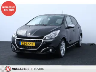 Peugeot 208 1.2 PureTech Signature/ INCLUSIEF NIEUWE DISTRIBUTIESET! Apple + Android/ Navi/ DAB+/ Ai