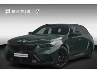 BMW M5 Touring | M Driver's Pack | M Carbon-keramische remmen | Hemelbekleding Alcantara | Panoramad