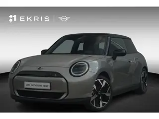 MINI 3-deurs Cooper SE | Panorama Dak | Stoelverwarming | Sportstuur