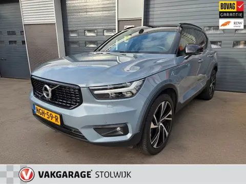 Volvo XC40 1.5 T5 Recharge R-Design, Trekhaak, Automaat, Panorama Dak, Weinig KM.