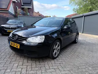 Volkswagen Golf 1.6 Optive 4
