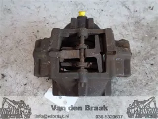 Mercedes Benz CLK 2.0 16V 1997-2003 Remklauw linksachter
