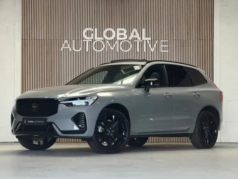 Volvo XC60 2.0 T8 Plug-in hybrid AWD Plus Black Edition - FACELIFT - TREKHAAK - HARMAN KARDON - MEMO