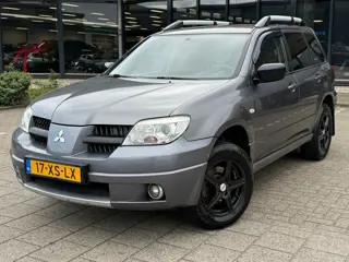 Mitsubishi Outlander Sport 2.0 Invite+