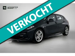 BMW 1-serie 118i High Executive M-Sport (Dealer onderhoud, Navi Pro, PDC V+A, StoelV, Digitale dash,