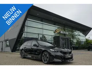 BMW 5-serie Touring 550e 490pk M-sport xDrive Panoramadak *BTW* Bowers&Wilkins Trekhaak Head-up M-pe