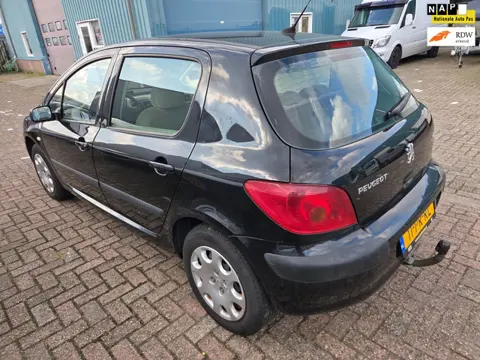 Peugeot 307 1.6-16V XT km 169xxx NAP rijdt super AUTOMAAT