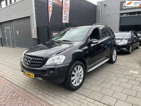 Mercedes-Benz M-klasse 350 Trekhaak Airco Carplay PDC NAP APK