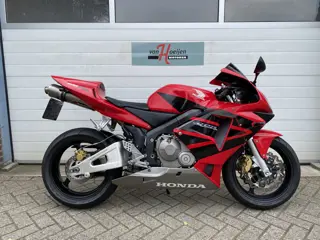 Honda CBR600RR SPORT AKRAPOVIC! (bj 2003)