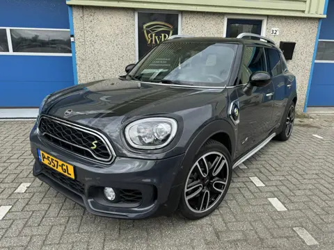 MINI Countryman 1.5 Cooper S E ALL4 JCW JOHN COOPER WORKS