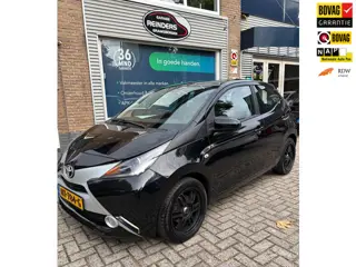 Toyota Aygo 1.0 VVT-i x-play 16 inch, Camera, Bluetooth, NAP