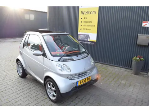 smart fortwo cabrio 0.7 pure