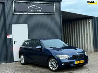 BMW 1-serie 116i Upgrade Edition AUTOMAAT!! XENON!! RIJDT NIEUW!!