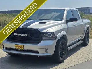 Dodge Ram 1500 SPORT CREW CAB 4X4 5,7 LTR V8 AUT. LUCHTVERING