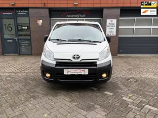 Toyota PROACE 2.0D L2H1 Aspiration 3 persoons airco lage km stand
