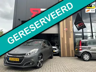 Peugeot 208 1.2 PureTech GT-line/Navi/climaatc/nw APK/carbon/achteruitrijcamera/kuipstoelen/LM-velge