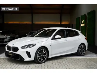BMW 1-serie 120 M-Sport - Head-up - 360° - Mokka