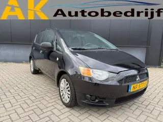 Mitsubishi Colt 1.1 Inform (bj 2010)