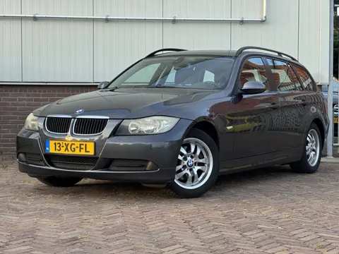 BMW 3 Serie Touring 318i High Executive AUTOMAAT (LEES TEKST)
