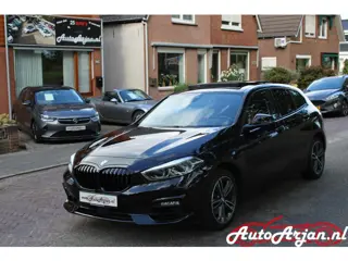 BMW 1-serie 118i Executive Edition Pano, Aut, Blackline, Applecarplay, Garantie