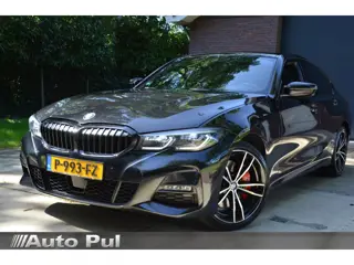 BMW 3-serie 320e Business Edition Plus M Sport Automaat/Navi/Pdc/Ecc/Achteruitrijcamera/Stoelverwarm