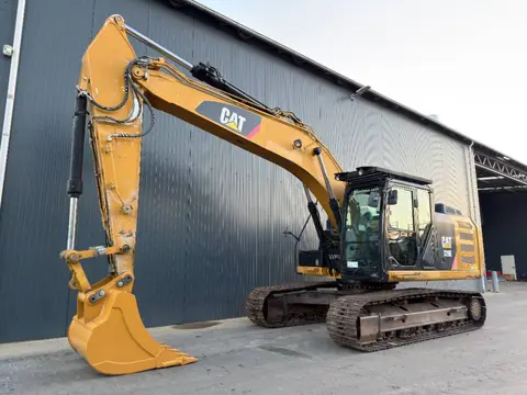 Cat 320E L (bj 2012)