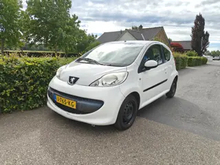 Peugeot 107 1.0-12V XR AIRCO BJ 2008 (bj 2008)