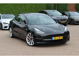 Tesla Model 3 Performance AWD 75 kWh / SoH 85,1% / Autopilot / Panoramadak / Camera / Leder / 20''' 