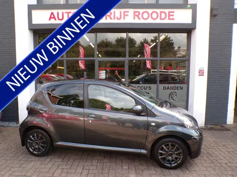 Toyota Aygo 1.0-12V Comfort Navigator AUTOMAAT,AIRCO,APK !!!