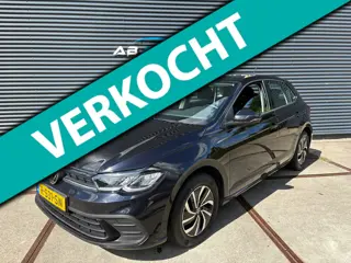 Volkswagen Polo 1.0 TSI Life Business DIGITAL DASH/ CARPLAY/ PDC