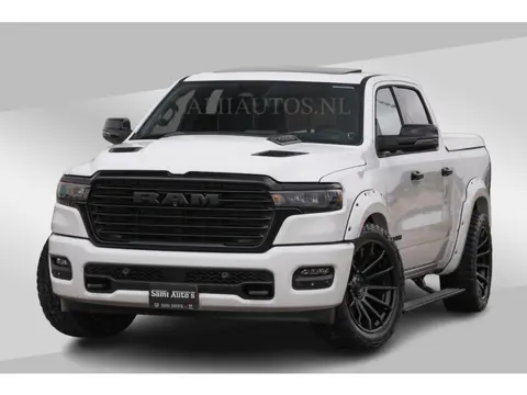 Dodge Ram HUD | 420PK | LUCHTVERING | PANO | PASSAGIERSSCHERM | BOM EN BOM VOL | Comfortabele Dubbel