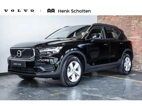 Volvo XC40 T2 Momentum Core | Semi-Electrische Wegklapbare Trekhaak | Navigatie | Parkeercamera | Ve