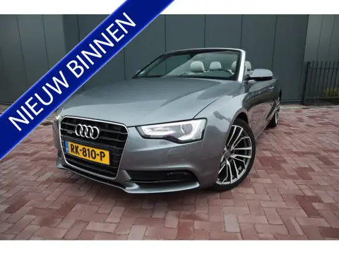 Audi A5 Cabriolet 3.0 TDI Pro Line S Automaat Sportstoelen Camera Nekverwarming Afneembare Trekhaak.