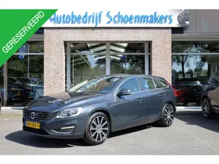Volvo V60 2.4 D6 Twin Engine Momentum LEER TREKHAAK ELEC.MEMORYSTOEL STOELVERW. CRUISE CLIMA PDC 18'