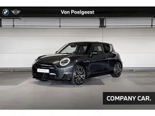 MINI Cooper 3-deurs Cooper E John Cooper Works M 40.7 kWh | 18 Inch JCW Lap Spoke 2-tone