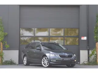 Škoda Octavia Combi 1.0 TSI Greentech Style Business NAP | Automaat | Trekhaak | Carplay | Cruise Co
