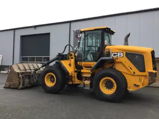 JCB 437 WHT T4F (bj 2017)