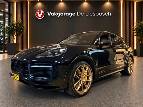 Porsche Cayenne Coupé 4.0 Turbo GT 641pk / Carbon dak / carbon pakket / 22inch / keramisch / dealer 