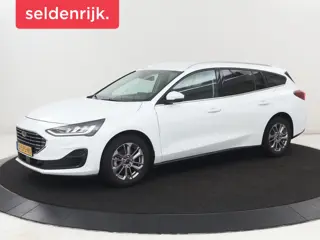 Ford Focus 1.0 EcoBoost Hybrid Titanium Style | Trekhaak |  Carplay | Navigatie | Keyless | Full LED
