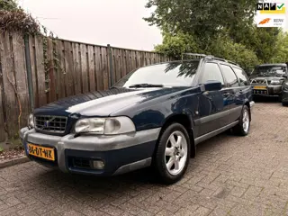 Volvo V70 XC 2.4 T AWD Comfort - automaat - airco - leder
