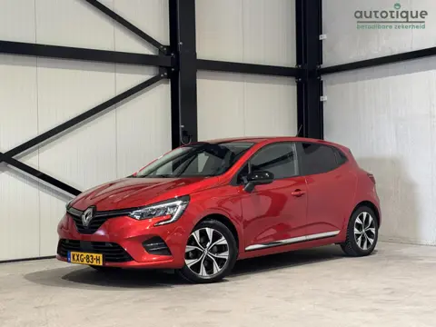 Renault Clio 1.6 E-Tech Hybrid 145 Evolution | navi | carplay | camera |