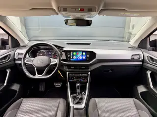 Foto 13 van Volkswagen T-Cross 1.0 TSI *Slechts 17.738 km* Automaat / Apple Carplay / Stoelverwarming / Adapt. C