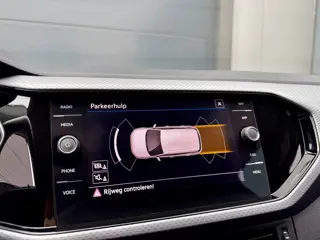 Foto 12 van Volkswagen T-Cross 1.0 TSI *Slechts 17.738 km* Automaat / Apple Carplay / Stoelverwarming / Adapt. C