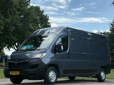 Opel Movano 2.2D 140PK L4H3|trekhaak 2500KG|airco|cruise|achteruitrijcamera|apple carplay|navi|drie 