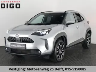 Toyota Yaris Cross 1.5 HYBRID DYNAMIC LUXURY GARANTIE 2035 ! PARKEERSENSOREN VOOR & ACHTER . STOEL/S