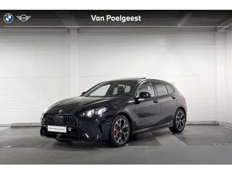 BMW 1 Serie 120 M Sport Design Edition M-Sport Pro | Harman/Kardon | Comfort Access | Panoramadak