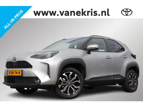 Toyota Yaris Cross 1.5 Hybrid 115 Dynamic, Comfort Pack, Sensoren, BSM, Stuur & Stoelverwarming!