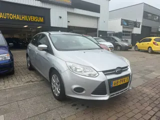 Ford Focus 1.6 TI-VCT Trend HB